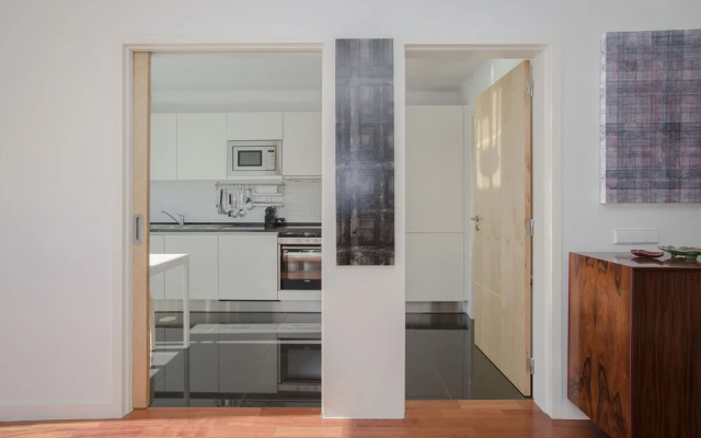 Liiiving - Bright Light Apartment