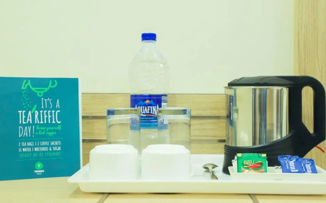 OYO 16768 Hotel Lotus Grand