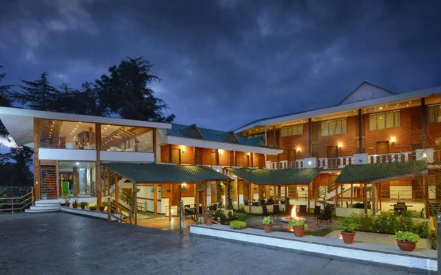 TreeHouse Chail Villas