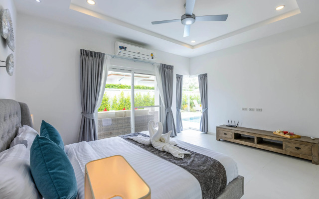 Private 3 Bedroom Pool Villa MS22