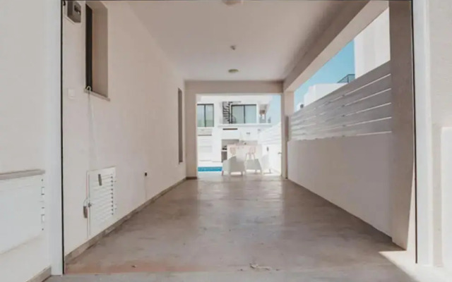 66 PER - Stay Villa Palm