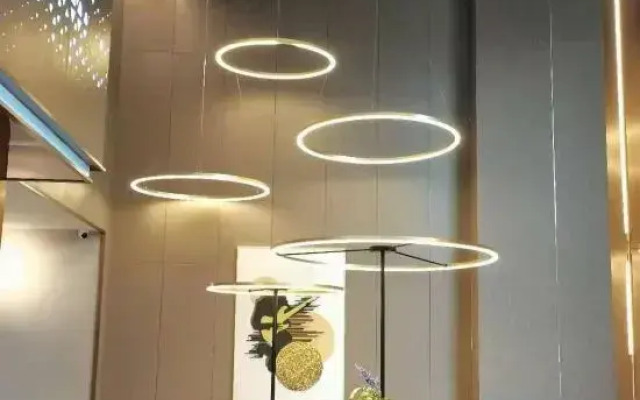 Home Inn Select Hotel (Gaoqiao South Metro Station, Gaoqiao Market, Changsha)
