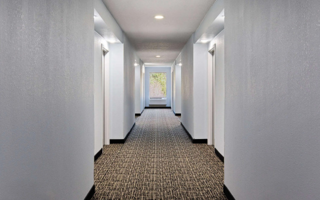 Baymont by Wyndham Creedmoor