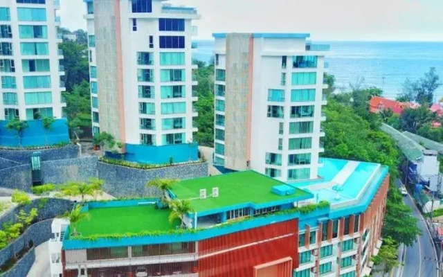 Oceana Kamala Resort