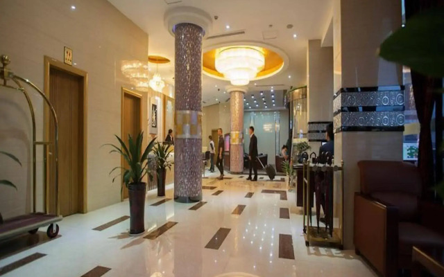 Yiwu Luck Bear Hotel