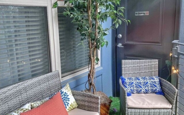 2 Two King Bed Buckhead Condo