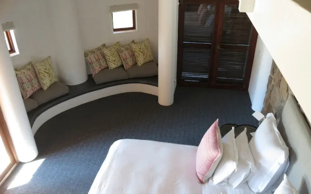 Ekuthuleni Lodge