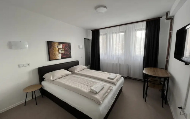 Guest House Like