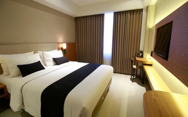 Yellow Star Ambarukmo Hotel