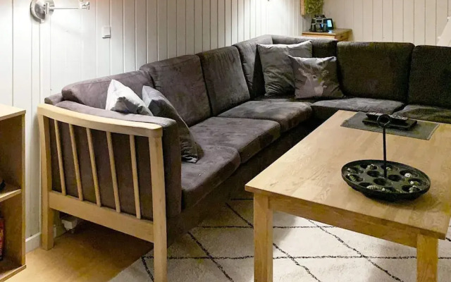 6 Person Holiday Home in Vaeggerlose