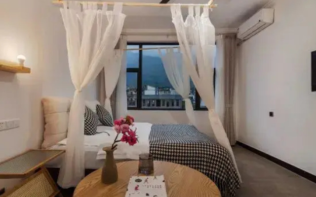 Light and Shadow Movie Hotel