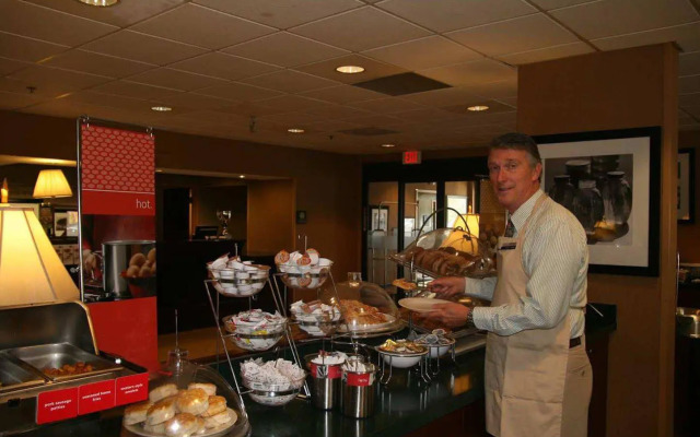 Hampton Inn Memphis-Walnut Grove/Baptist Hospital East