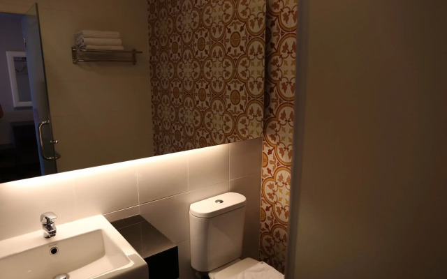 The Grand Jade Hotel