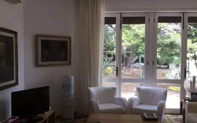 Vittoria House