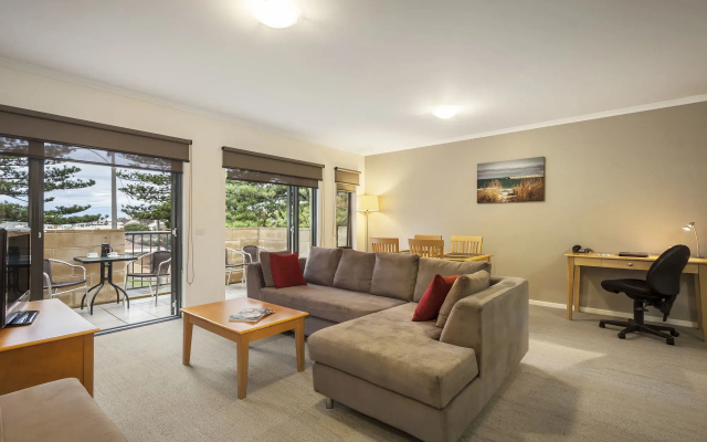 Quest Warrnambool