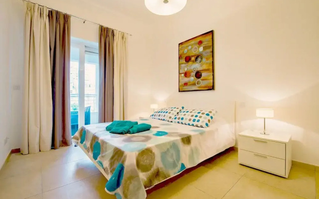 Luxury Apartment With Pool and Terrace, Top Location