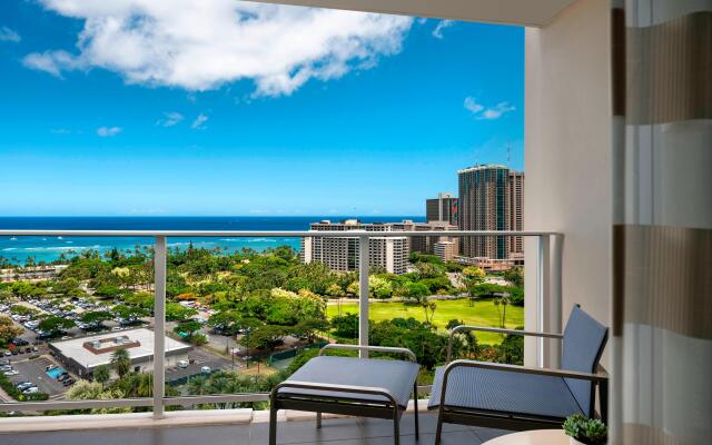 The Ritz-Carlton Residences, Waikiki Beach