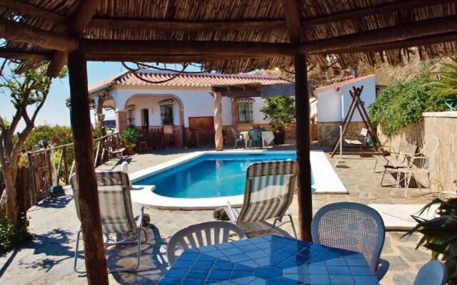 House With 4 Bedrooms in Torrox, With Wonderful sea View, Private Pool