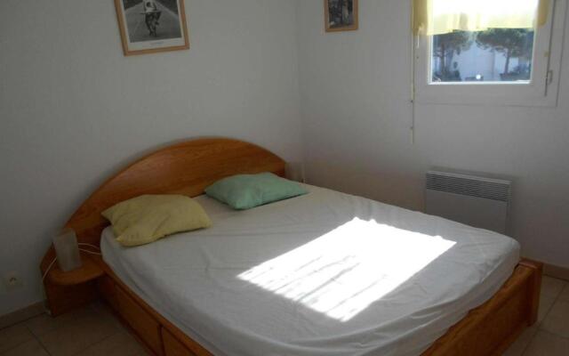 Appartement Port Camargue, 2 pièces, 4 personnes - FR-1-250-190