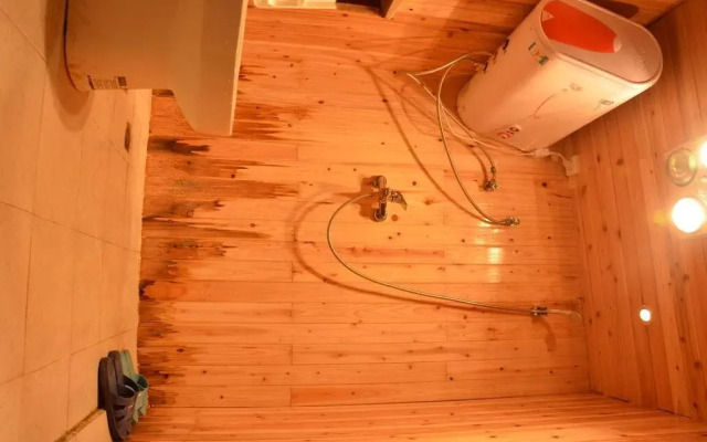 Shangri La Gold Year Youth Hostel