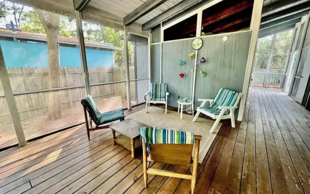 Carolina Street 204