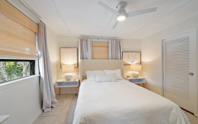 Hidden Oasis A 1 Bedroom Bungalow