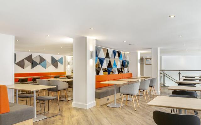 Holiday Inn Express - Edinburgh City Centre by IHG