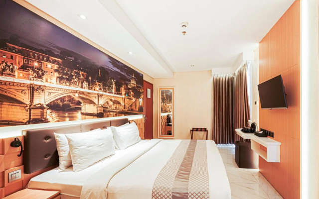 Grand Viveana Hotel – Guest Rooms – Bandung