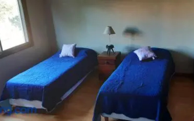 Duplex frente al Club de campo Mendoza