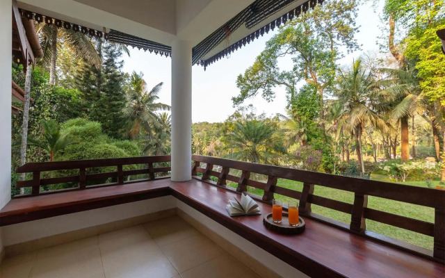 StayVista at Crystal Homestay