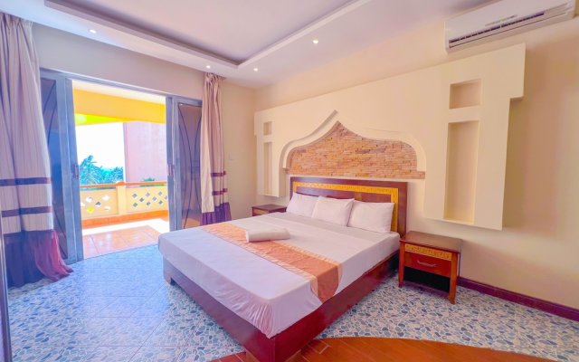 Royal Beachfront Apartments
