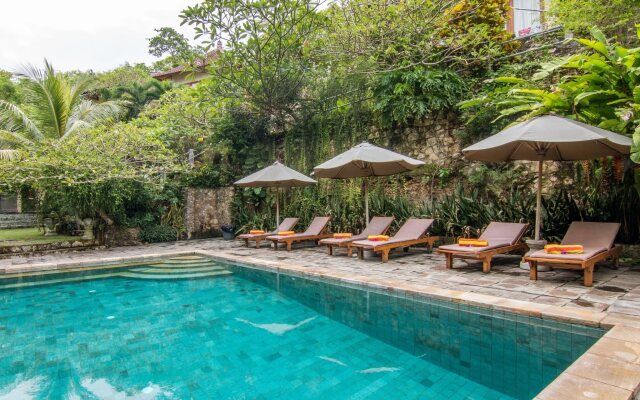 Lembongan Cliff Villas