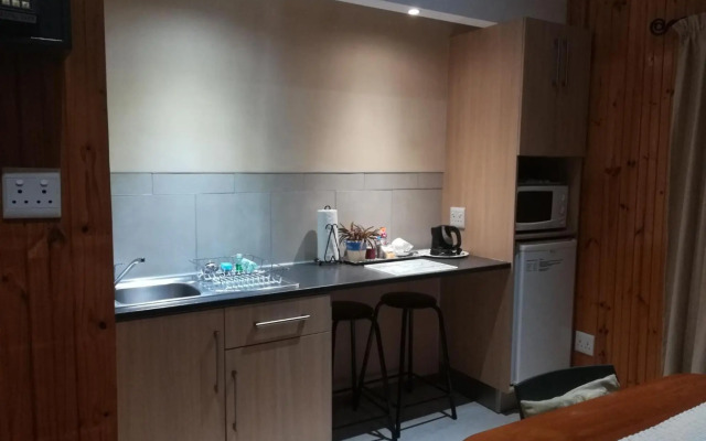 WarmKaros Bed & Breakfast