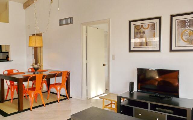 Inviting Condo With Pool Just a Steps From the Beach