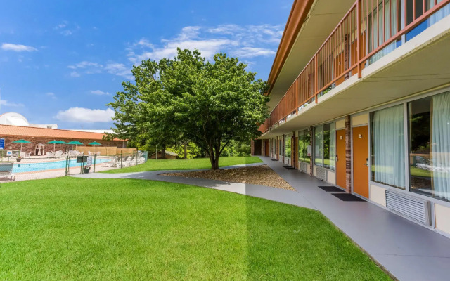 Red Lion Inn & Suites Branson