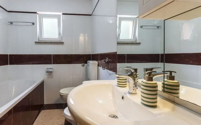 Luxury Villa Lucia with heated pool