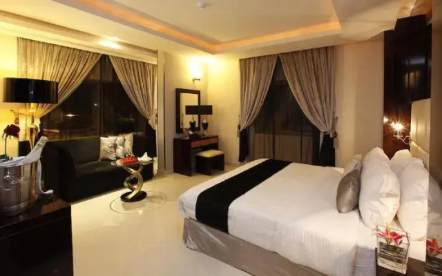 Almuhaidb Takhasosi Residence