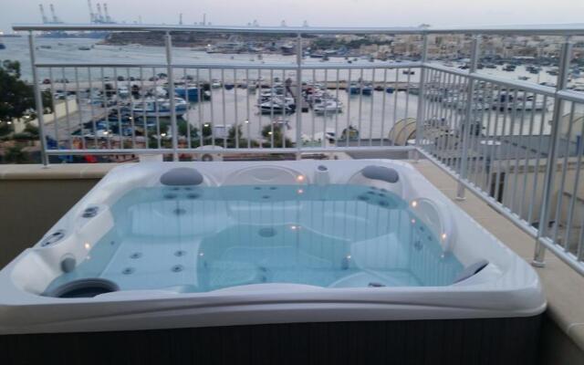 Seagull Penthouse Marsaxlokk