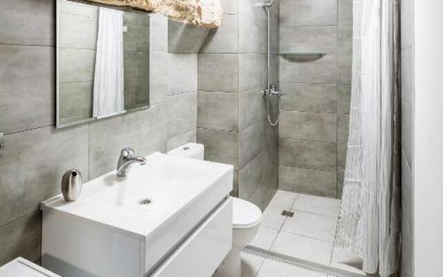 Stylish apartment - Rynok Square 44