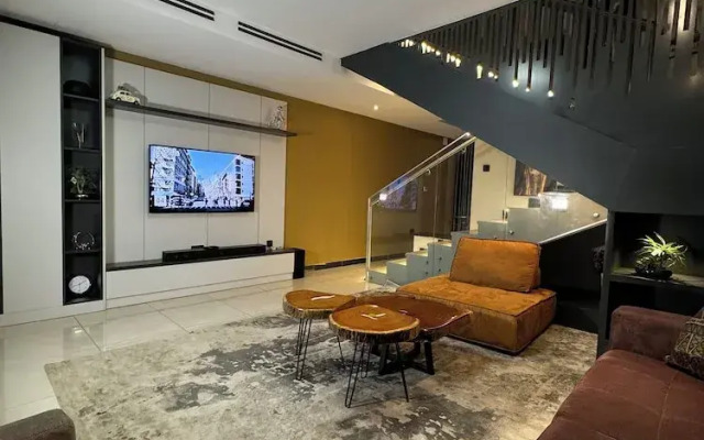 Blu Pearl Hotel & Residence