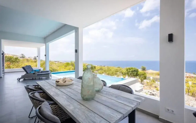 Villa Holiday Dream Sun Sea Serenity