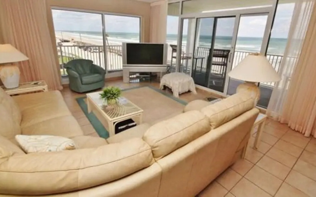 The Ocean 301 Apartment 3