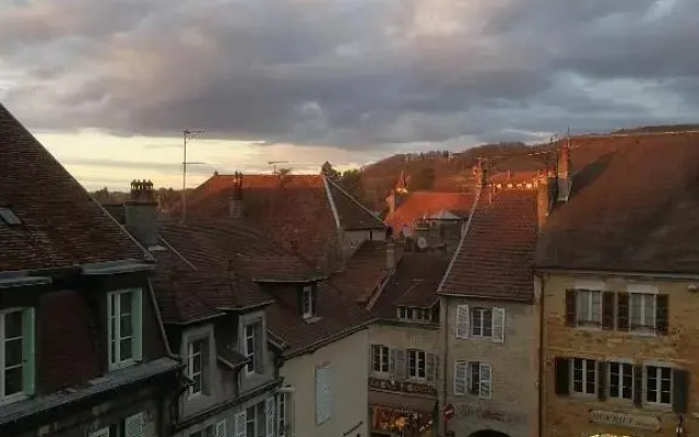 Arbois, joli petit appartement plein centre