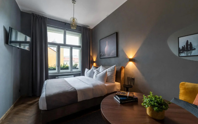 The Viaduct Suites & More