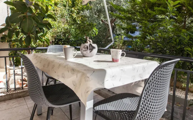 Kallithea Comfort 3 Bd Family Apt
