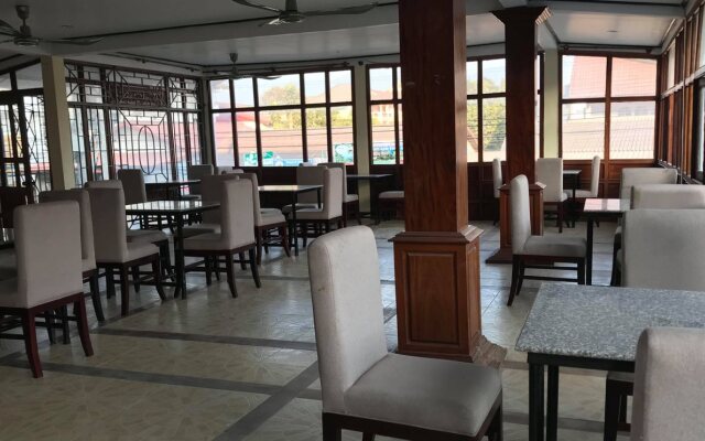 Nana Backpacker Hostel