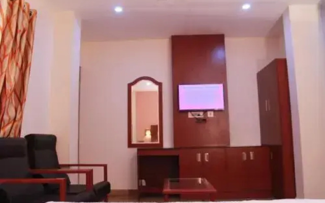 Pepper Green Periyar