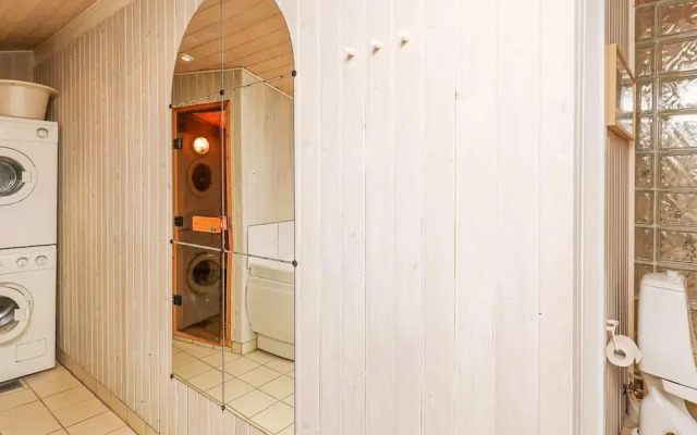6 Person Holiday Home in Spottrup-by Traum