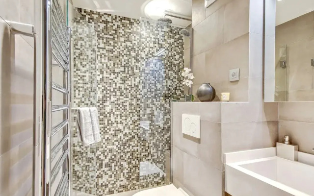 Luxury Apartment Paris Louvre