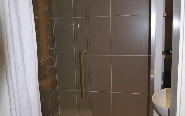 Au Bonheur De Jeanne